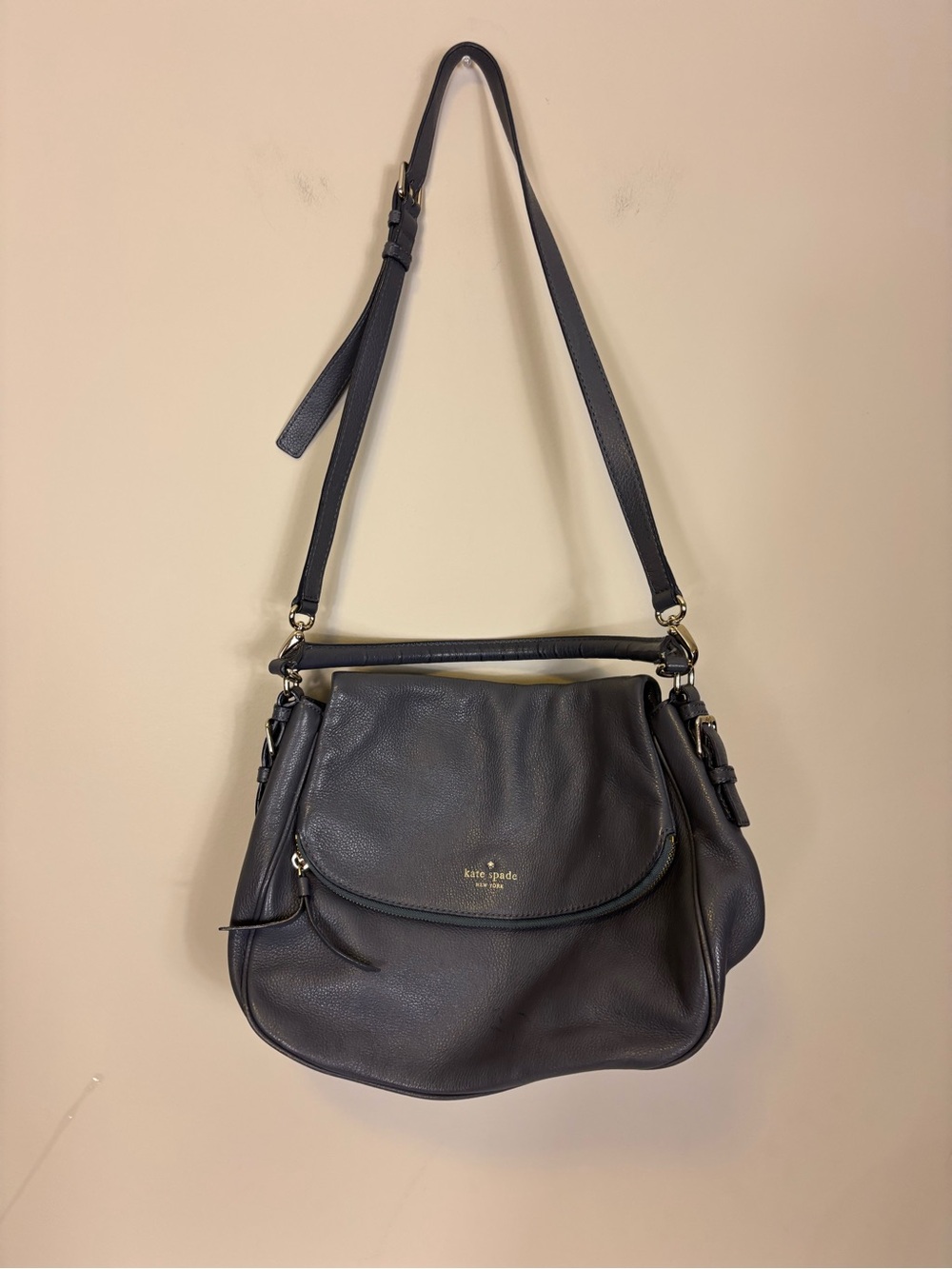 Kate Spade Pebbled Leather Shoulder Bag in Charcoal Grey Large Purse